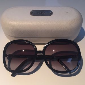 Chloe CL2119 oversized sunglasses in Black